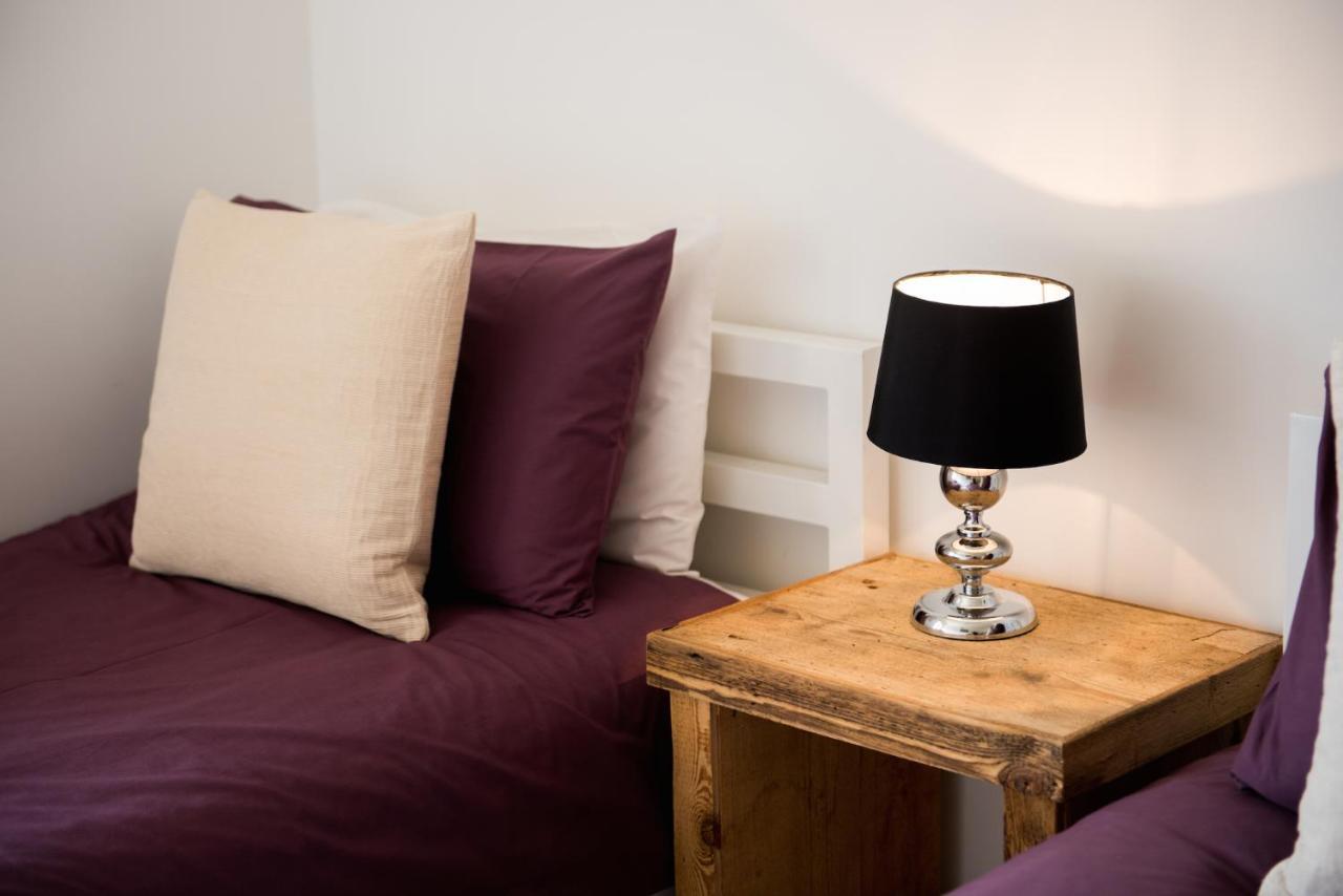 'Petite Ferme Les Bouts' Apartment, Sleeps 6, Nr Morzine La Cote d'Arbroz Exteriör bild