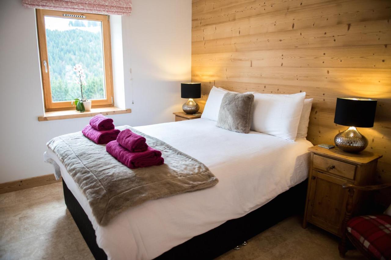 'Petite Ferme Les Bouts' Apartment, Sleeps 6, Nr Morzine La Cote d'Arbroz Exteriör bild