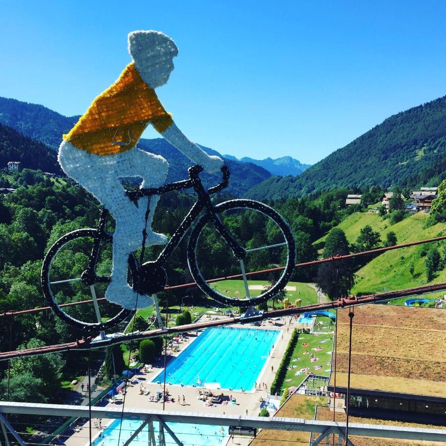 'Petite Ferme Les Bouts' Apartment, Sleeps 6, Nr Morzine La Cote d'Arbroz Exteriör bild